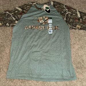 Mossy Oak Gray and Green Long Sleeve Tee